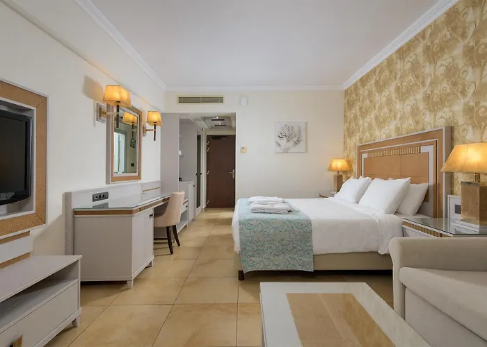 La Marquise Luxury Complex Complex 5*