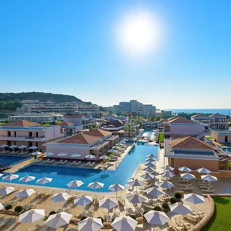 Resort La Marquise Luxury Complex