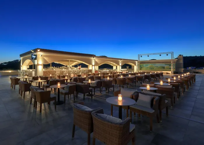 La Marquise Luxury Complex