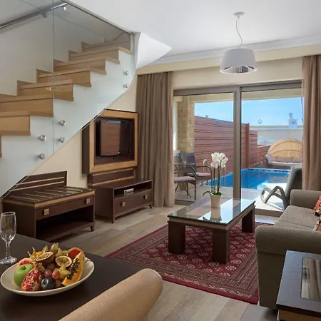 Resort La Marquise Luxury Complex 5*