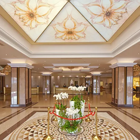 La Marquise Luxury Complex