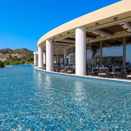 La Marquise Luxury Complex Resort