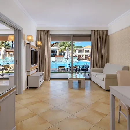 Resort La Marquise Luxury Complex