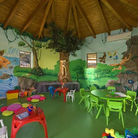 Resort La Marquise Luxury Complex