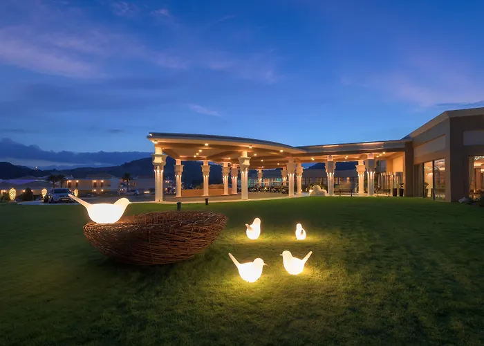 La Marquise Luxury Complex אתר נופש פליראקי